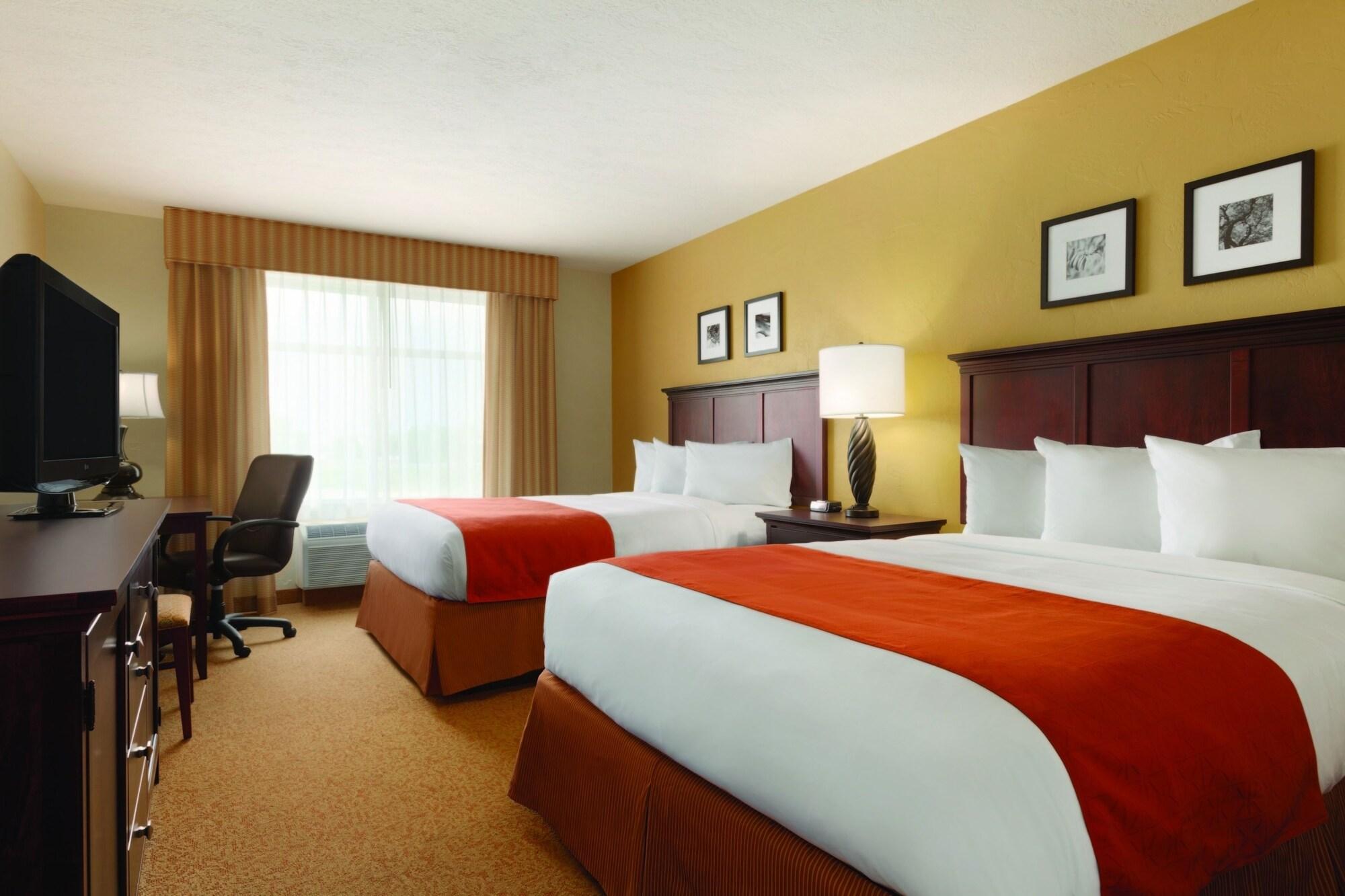 Country Inn & Suites By Radisson, Salina, Ks מראה חיצוני תמונה